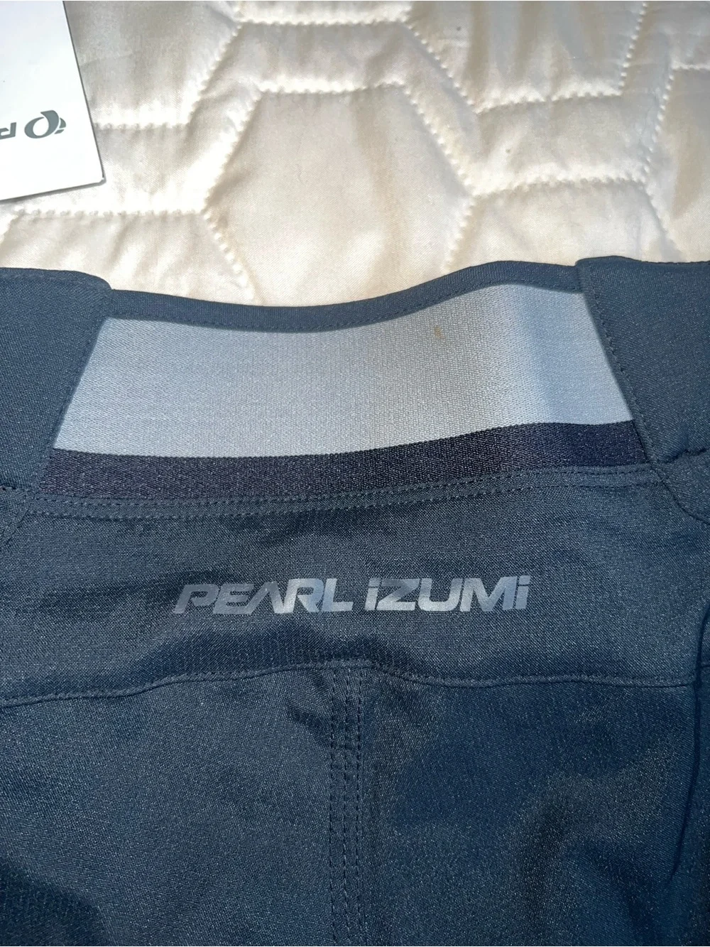 Pearl Izumi Black Women's Athletic Zip-Pocket Shorts